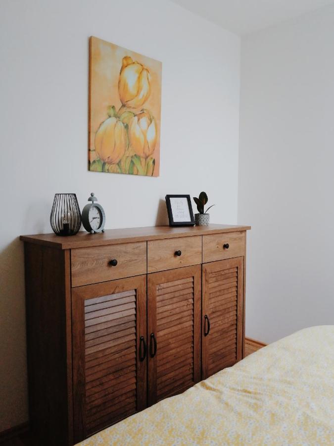 Apartman Pri Parku Sered' Buitenkant foto
