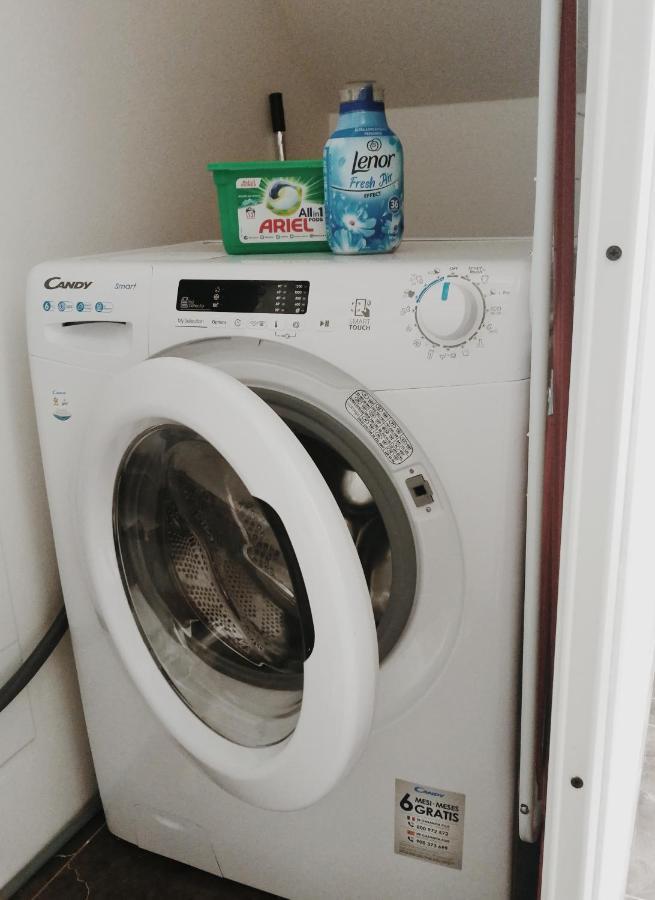 Apartman Pri Parku Sered' Buitenkant foto
