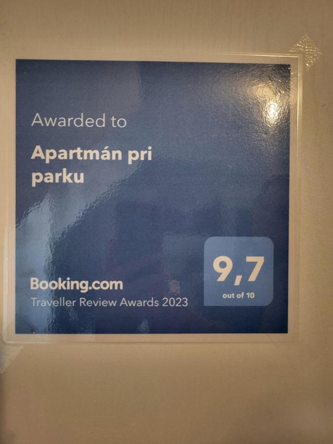 Apartman Pri Parku Sered' Buitenkant foto
